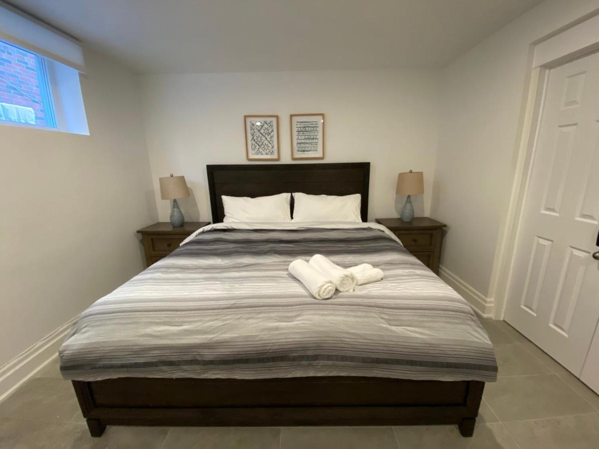 Yorkmills And Bayview !B Spacious And Stylish Private Bdr With Shared Bathroom Toronto Exteriör bild